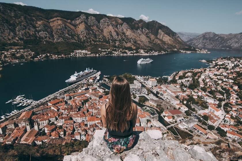 Черногориядағы мерекелер montenegro-tour1.jpg