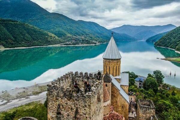 Грузия из Алматы