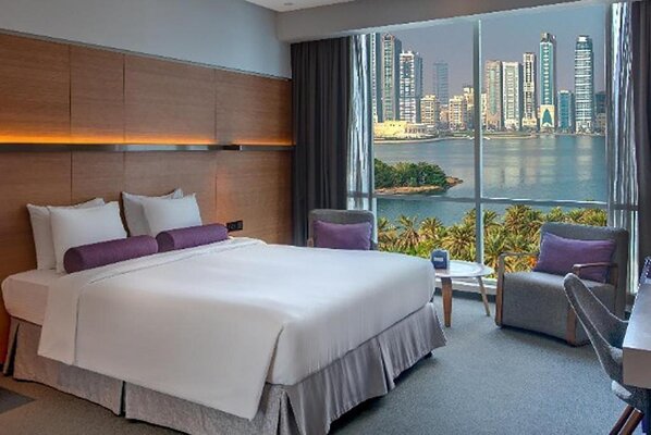 Шарджа в марте